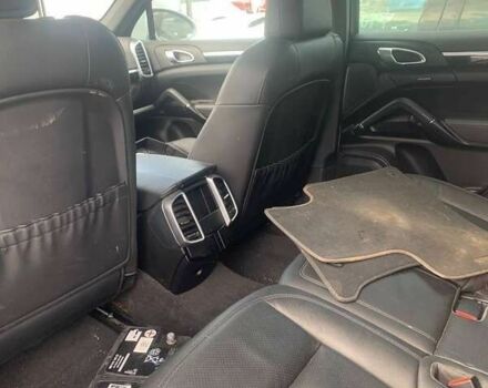 Порше Каен, объемом двигателя 3 л и пробегом 211 тыс. км за 28200 $, фото 10 на Automoto.ua