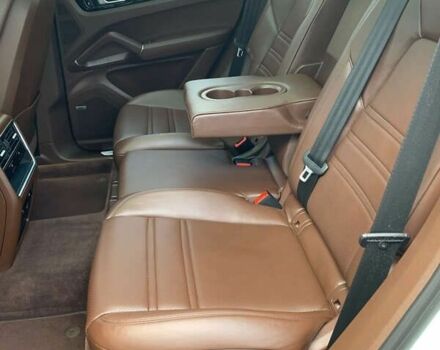Порше Каен, объемом двигателя 3 л и пробегом 50 тыс. км за 85500 $, фото 11 на Automoto.ua