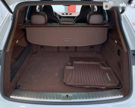 Порше Каен, объемом двигателя 3 л и пробегом 50 тыс. км за 85500 $, фото 4 на Automoto.ua