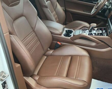 Порше Каен, объемом двигателя 3 л и пробегом 50 тыс. км за 85500 $, фото 13 на Automoto.ua