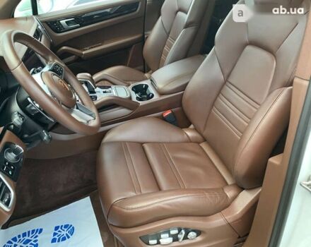 Порше Каен, объемом двигателя 3 л и пробегом 50 тыс. км за 85500 $, фото 8 на Automoto.ua