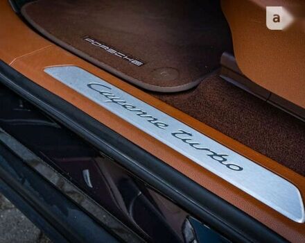 Порше Каен, объемом двигателя 4 л и пробегом 48 тыс. км за 131000 $, фото 24 на Automoto.ua