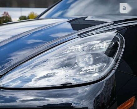 Порше Каен, объемом двигателя 4 л и пробегом 48 тыс. км за 131000 $, фото 3 на Automoto.ua