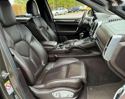 Порше Каен, объемом двигателя 4.8 л и пробегом 180 тыс. км за 18500 $, фото 16 на Automoto.ua