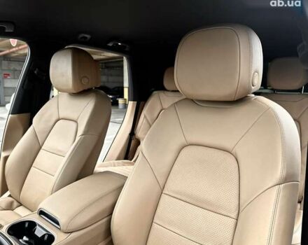 Порше Каен, объемом двигателя 3 л и пробегом 110 тыс. км за 51500 $, фото 27 на Automoto.ua
