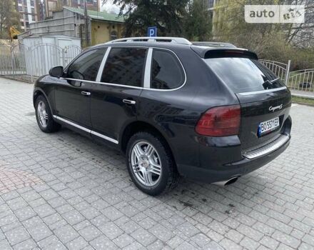 Порше Каен, объемом двигателя 4.5 л и пробегом 280 тыс. км за 8400 $, фото 4 на Automoto.ua