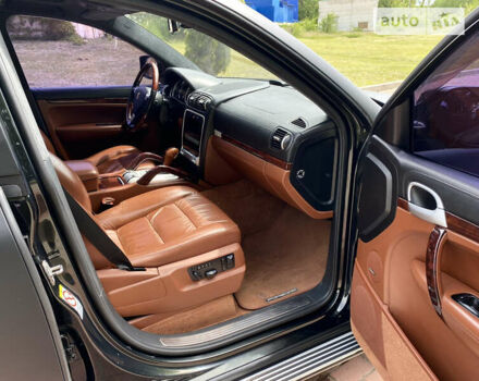 Порше Каен 2007 в Харькове на Automoto.ua Порше Каен, объемом двигателя 4.81 л и пробегом 206 тыс. км за 8499 $, фото 23 на Automoto.ua