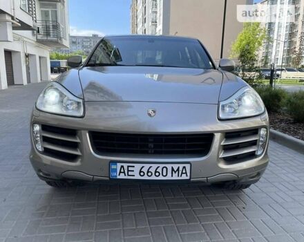 Порше Cayenne, об'ємом двигуна 4.81 л та пробігом 164 тис. км за 11500 $, фото 1 на Automoto.ua