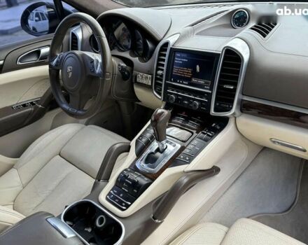 Порше Cayenne, об'ємом двигуна 4.8 л та пробігом 225 тис. км за 14500 $, фото 26 на Automoto.ua