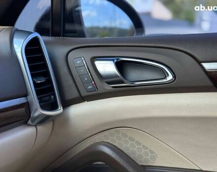 Порше Cayenne, об'ємом двигуна 4.8 л та пробігом 225 тис. км за 14500 $, фото 17 на Automoto.ua