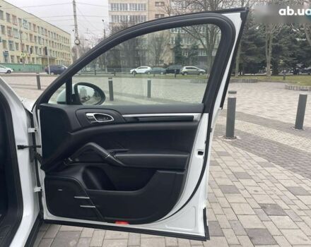 Порше Каен, объемом двигателя 0 л и пробегом 201 тыс. км за 18999 $, фото 19 на Automoto.ua