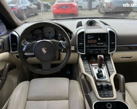 Порше Cayenne, об'ємом двигуна 4.8 л та пробігом 225 тис. км за 14500 $, фото 24 на Automoto.ua