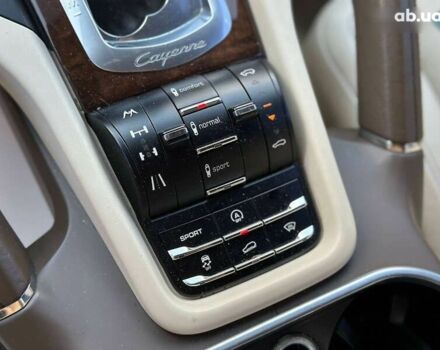 Порше Cayenne, об'ємом двигуна 4.8 л та пробігом 225 тис. км за 14500 $, фото 18 на Automoto.ua