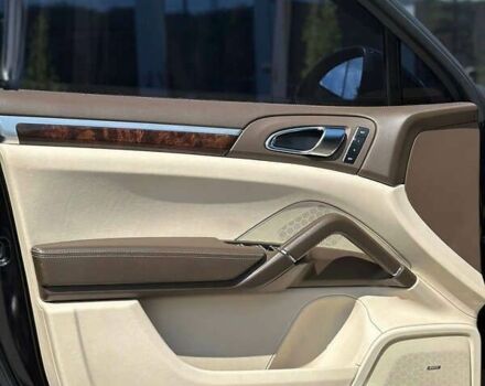 Порше Cayenne, об'ємом двигуна 4.8 л та пробігом 225 тис. км за 14500 $, фото 10 на Automoto.ua