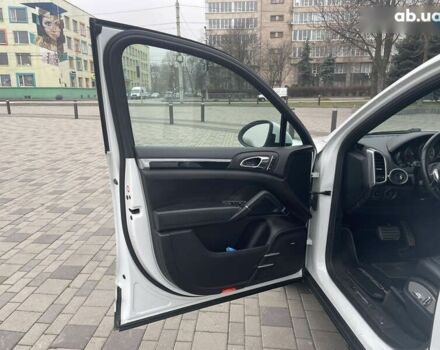 Порше Cayenne, об'ємом двигуна 0 л та пробігом 201 тис. км за 16499 $, фото 5 на Automoto.ua
