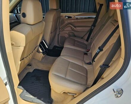 Порше Каен, объемом двигателя 3.6 л и пробегом 170 тыс. км за 18900 $, фото 5 на Automoto.ua