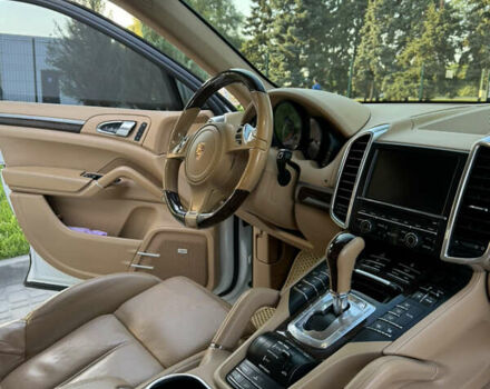 Порше Cayenne, об'ємом двигуна 3 л та пробігом 139 тис. км за 21000 $, фото 3 на Automoto.ua