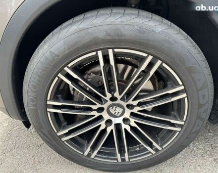 Порше Каен, объемом двигателя 0 л и пробегом 151 тыс. км за 18990 $, фото 11 на Automoto.ua