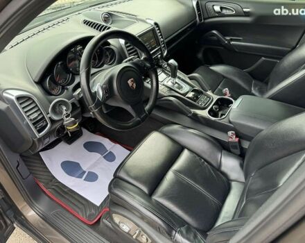 Порше Каен, объемом двигателя 0 л и пробегом 151 тыс. км за 18990 $, фото 13 на Automoto.ua