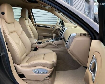 Порше Cayenne, об'ємом двигуна 0 л та пробігом 126 тис. км за 16500 $, фото 12 на Automoto.ua