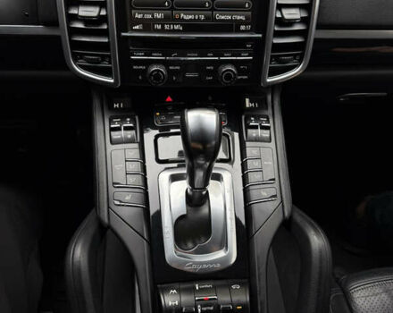 Порше Cayenne, об'ємом двигуна 3 л та пробігом 333 тис. км за 21500 $, фото 12 на Automoto.ua