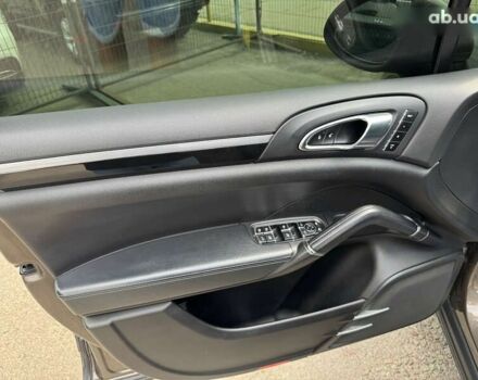 Порше Cayenne, об'ємом двигуна 0 л та пробігом 151 тис. км за 17990 $, фото 17 на Automoto.ua