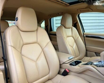 Порше Cayenne, об'ємом двигуна 0 л та пробігом 126 тис. км за 16500 $, фото 13 на Automoto.ua