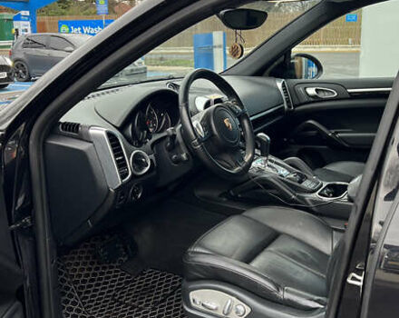 Порше Каен, объемом двигателя 3.6 л и пробегом 260 тыс. км за 19800 $, фото 12 на Automoto.ua