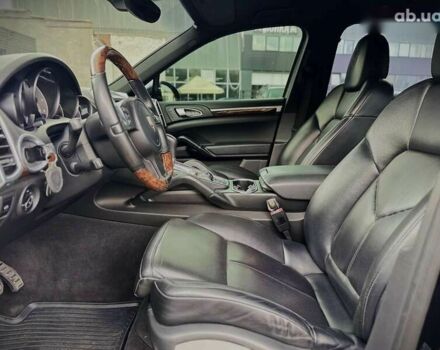 Порше Cayenne, об'ємом двигуна 4.1 л та пробігом 273 тис. км за 23999 $, фото 24 на Automoto.ua