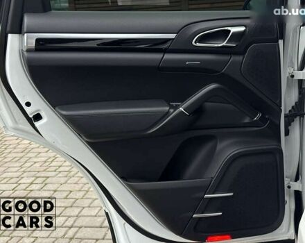 Порше Каен, объемом двигателя 3 л и пробегом 163 тыс. км за 19500 $, фото 26 на Automoto.ua