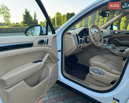 Порше Каен, объемом двигателя 3 л и пробегом 194 тыс. км за 23999 $, фото 34 на Automoto.ua