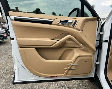 Порше Каен, объемом двигателя 3 л и пробегом 187 тыс. км за 23500 $, фото 29 на Automoto.ua