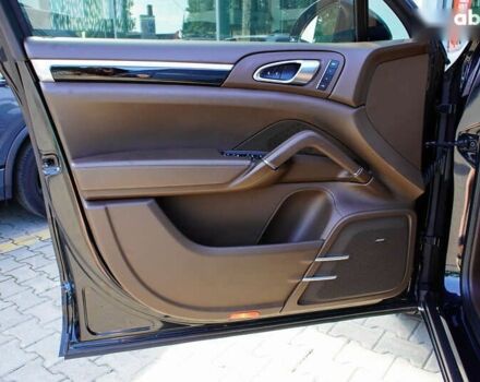 Порше Каен, объемом двигателя 3 л и пробегом 124 тыс. км за 38999 $, фото 17 на Automoto.ua