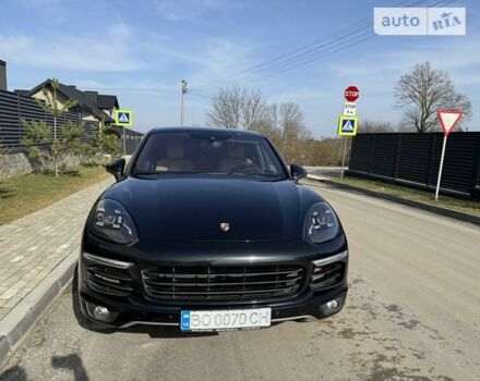 Порше Каен, объемом двигателя 4.13 л и пробегом 309 тыс. км за 42500 $, фото 5 на Automoto.ua