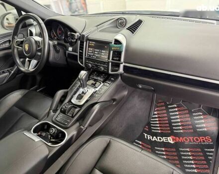 Порше Каен, объемом двигателя 3 л и пробегом 79 тыс. км за 35990 $, фото 25 на Automoto.ua
