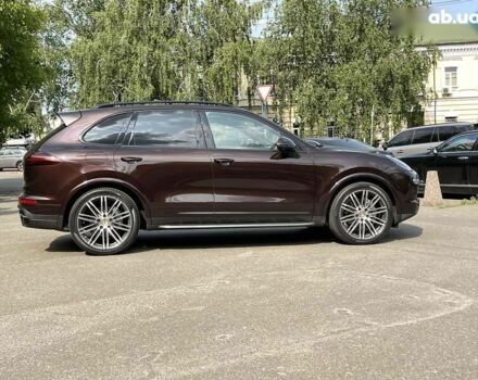 Порше Каен, объемом двигателя 4.1 л и пробегом 60 тыс. км за 59999 $, фото 4 на Automoto.ua