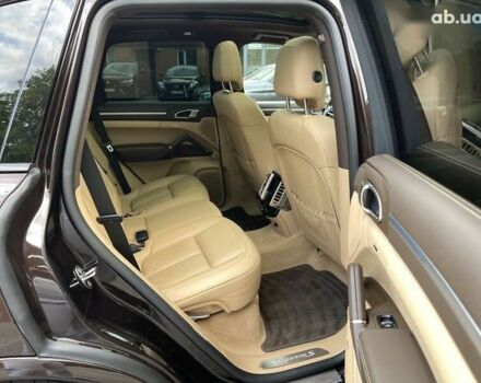 Порше Каен, объемом двигателя 4.1 л и пробегом 60 тыс. км за 59999 $, фото 27 на Automoto.ua