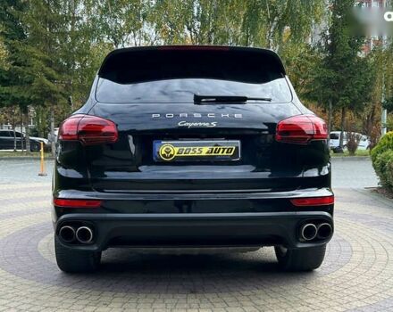 Порше Cayenne, об'ємом двигуна 0 л та пробігом 142 тис. км за 33900 $, фото 5 на Automoto.ua
