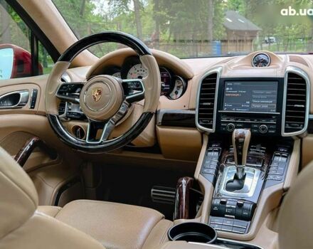 Порше Каен 2015 в Киеве на Automoto.ua Порше Каен, объемом двигателя 4.8 л и пробегом 98 тыс. км за 34990 $, фото 27 на Automoto.ua