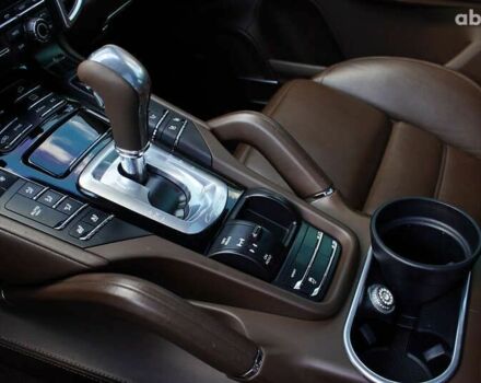 Порше Cayenne, об'ємом двигуна 3 л та пробігом 124 тис. км за 38700 $, фото 27 на Automoto.ua