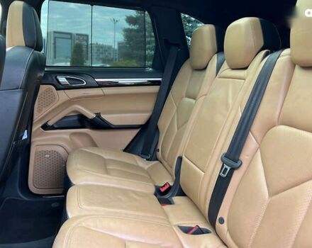 Порше Cayenne, об'ємом двигуна 0 л та пробігом 142 тис. км за 33900 $, фото 24 на Automoto.ua