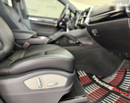 Порше Каен, объемом двигателя 3 л и пробегом 79 тыс. км за 35990 $, фото 23 на Automoto.ua