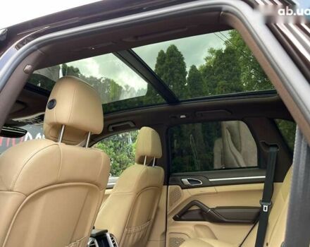 Порше Каен, объемом двигателя 4.1 л и пробегом 60 тыс. км за 59999 $, фото 26 на Automoto.ua