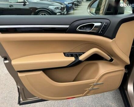 Порше Каен, объемом двигателя 3 л и пробегом 163 тыс. км за 35500 $, фото 16 на Automoto.ua