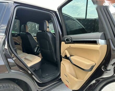 Порше Каен, объемом двигателя 3 л и пробегом 313 тыс. км за 31999 $, фото 10 на Automoto.ua