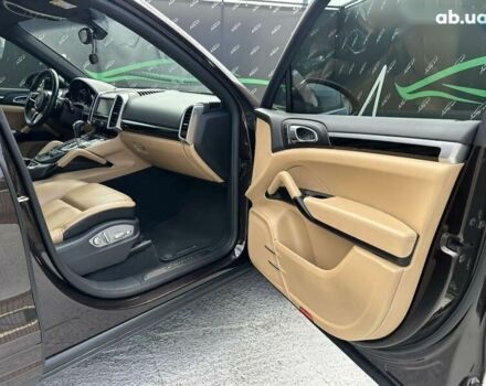 Порше Каен, объемом двигателя 3 л и пробегом 313 тыс. км за 31999 $, фото 5 на Automoto.ua