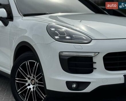 Порше Каен, объемом двигателя 3.6 л и пробегом 114 тыс. км за 27900 $, фото 6 на Automoto.ua