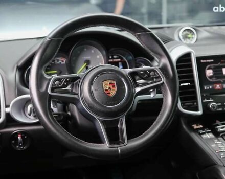 Порше Каен, объемом двигателя 0 л и пробегом 138 тыс. км за 29900 $, фото 15 на Automoto.ua