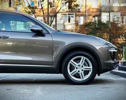 Порше Каен, объемом двигателя 3 л и пробегом 175 тыс. км за 39900 $, фото 9 на Automoto.ua