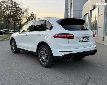 Порше Каен, объемом двигателя 3.6 л и пробегом 62 тыс. км за 32999 $, фото 4 на Automoto.ua